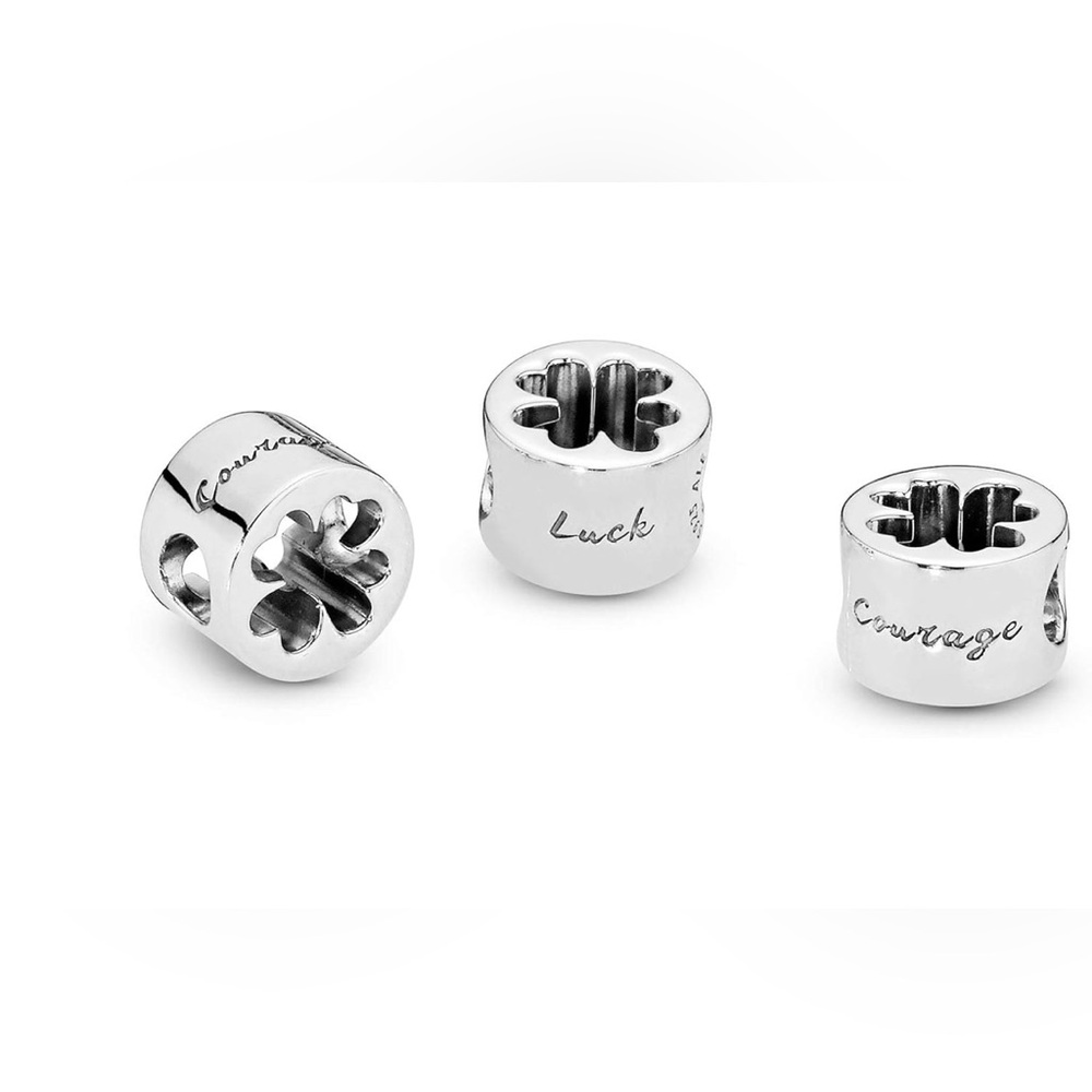 PANDORA Clover Cut Out